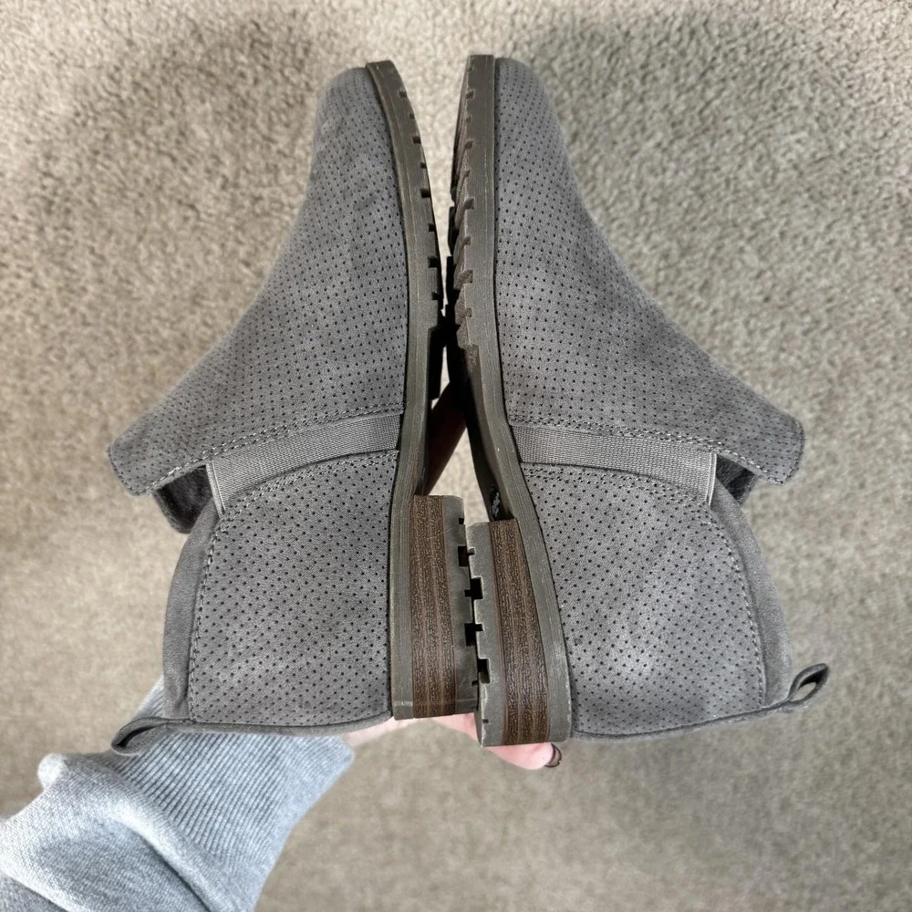 Dr‎ Scholls Shoes Womens Size 6 Gray Perforated Ankle Booties Slip On Comfort